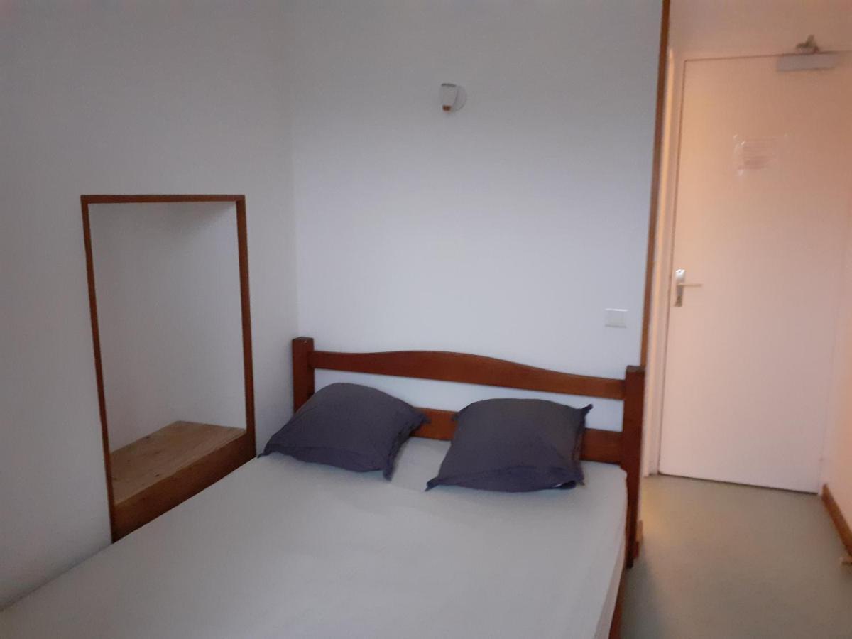 Hotel Les Repaires Nans-sous-Sainte-Anne Zewnętrze zdjęcie
