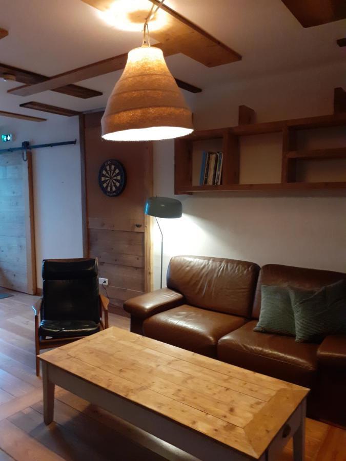 Hotel Les Repaires Nans-sous-Sainte-Anne Zewnętrze zdjęcie