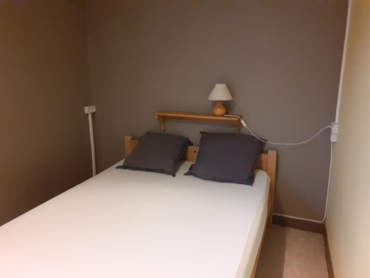 Hotel Les Repaires Nans-sous-Sainte-Anne Zewnętrze zdjęcie