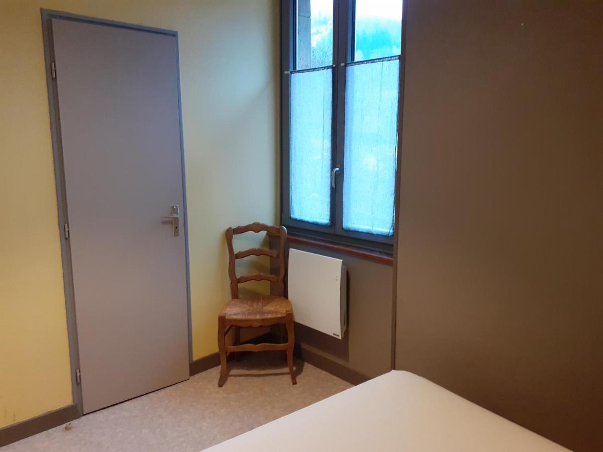 Hotel Les Repaires Nans-sous-Sainte-Anne Zewnętrze zdjęcie
