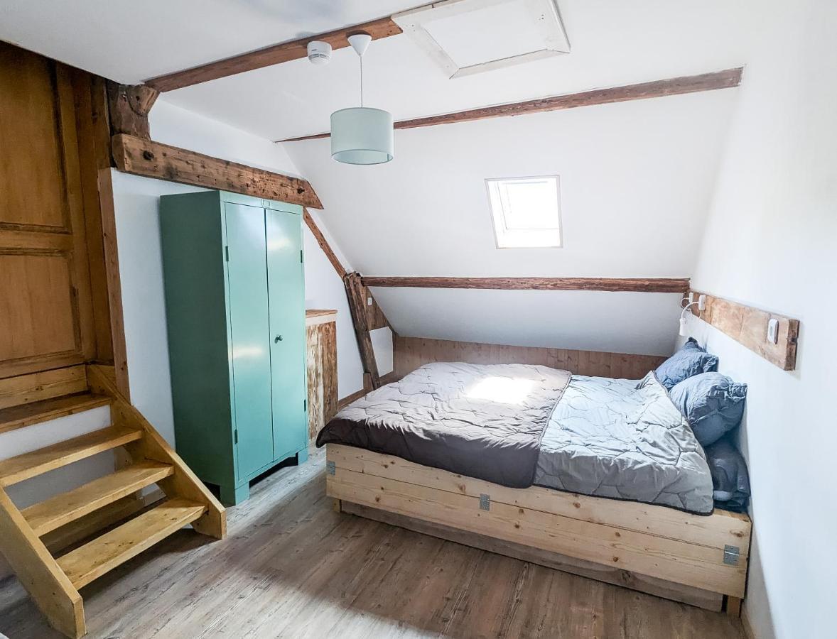 Hotel Les Repaires Nans-sous-Sainte-Anne Zewnętrze zdjęcie